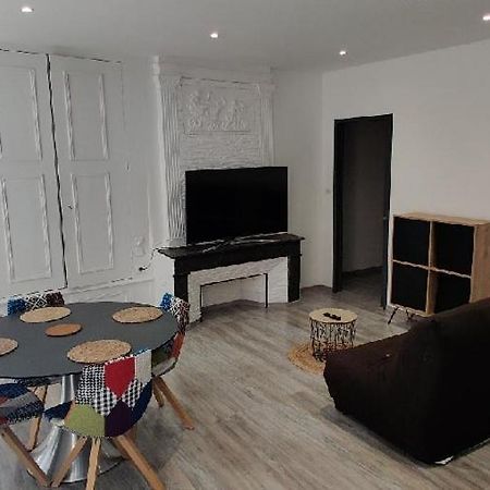 Appartement F2 Dans Le Centre Historique Le Puy-en-Velay Eksteriør bilde